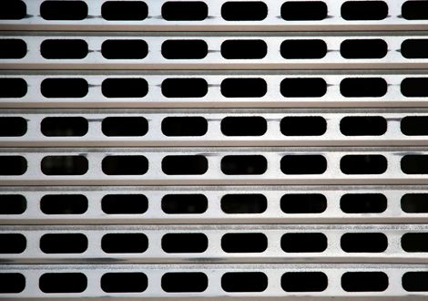 Persianas metálicas para locales en Martorell